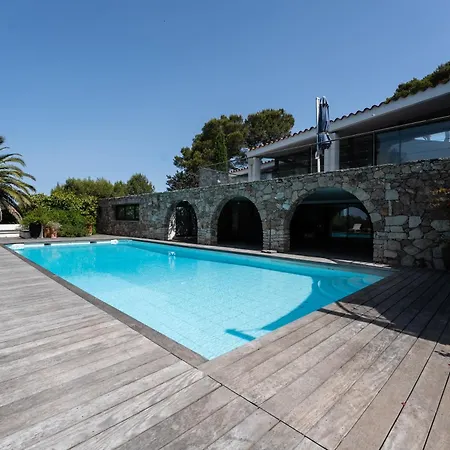 Villa Mont Saint-clair Vue Et Etang, Piscine Et Clim