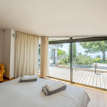 Villa Mont Saint-clair Vue Et Etang, Piscine Et Clim Sete